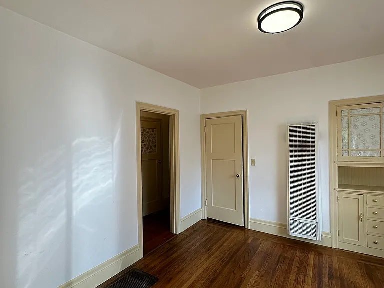 1532 Woolsey St #A — Photo 32
