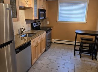 20 Westgate Rd APT 2, Chestnut Hill, MA 02467
