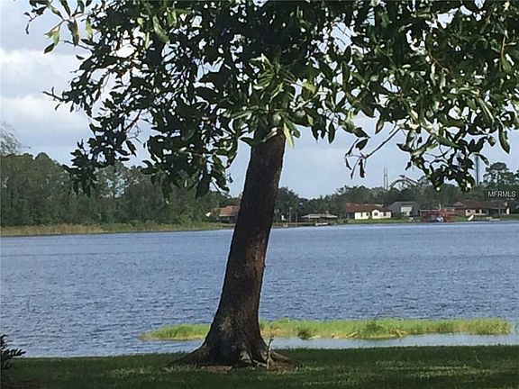 3rd image of 7442 Lake Marsha Dr