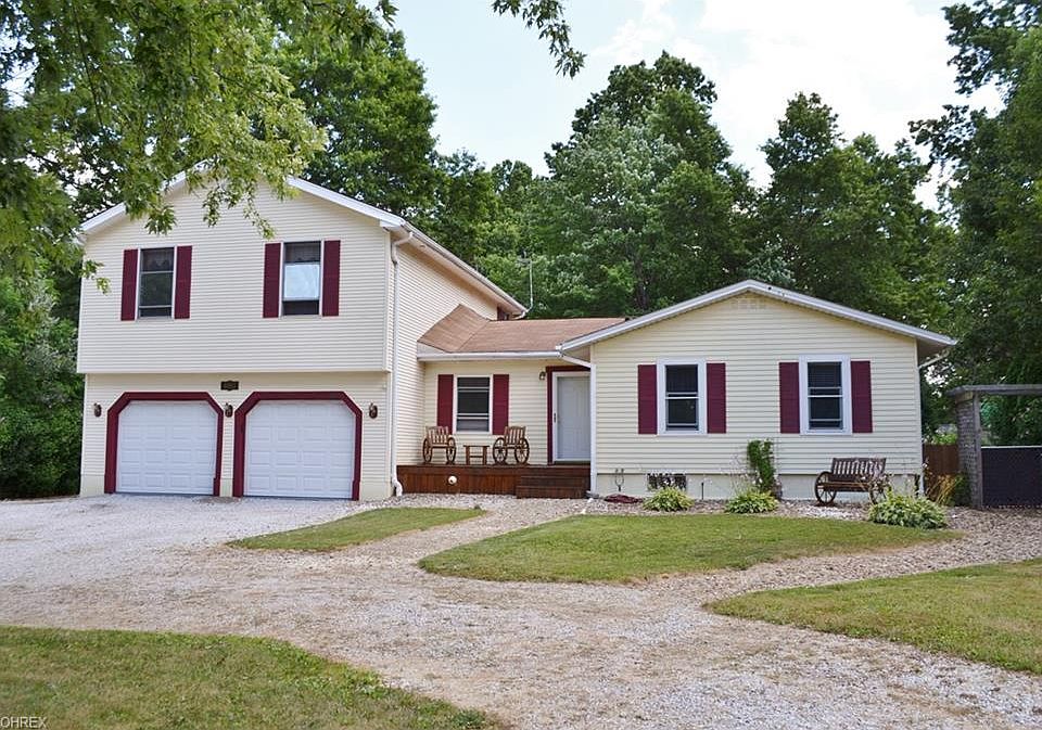 1st image of 4003 Genevieve Blvd