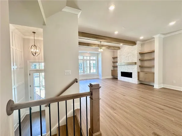 265 Briscoe Way #4, Alpharetta, GA 30009