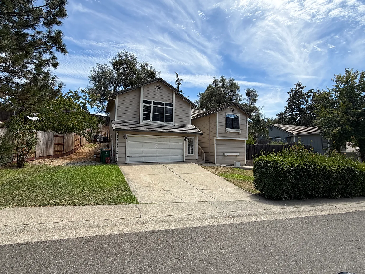 3 bed, 1700 sqft, $3,300 — Photo 1