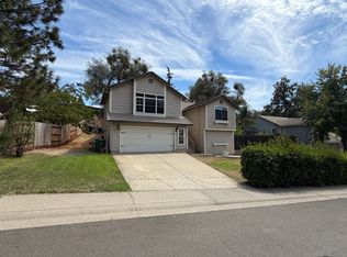 3222 Grace Dr, Diamond Springs, CA 95619