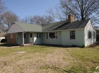1718 New Hampshire St, Lawrence, KS 66044