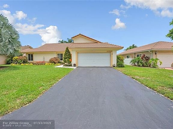 3rd image of 11262 NW 15th St