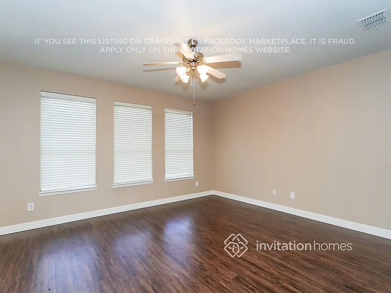 12316 Coral Dr — Photo 4