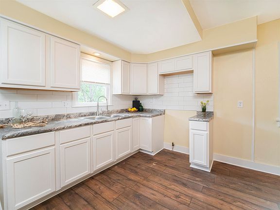 4th image of 3132 N 42nd St