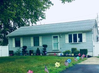 202 School Ln, Rio Grande, NJ 08242