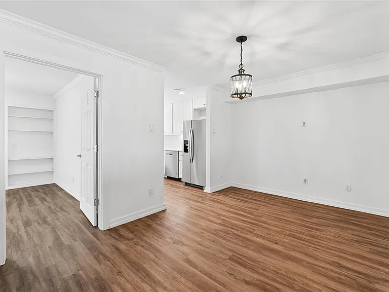 3618 Gillespie St #102 — Photo 9