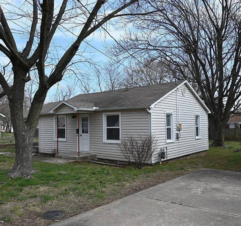 109 Harris St