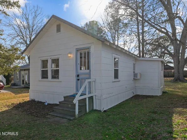 8111 Main Street, Vanceboro, NC 28586