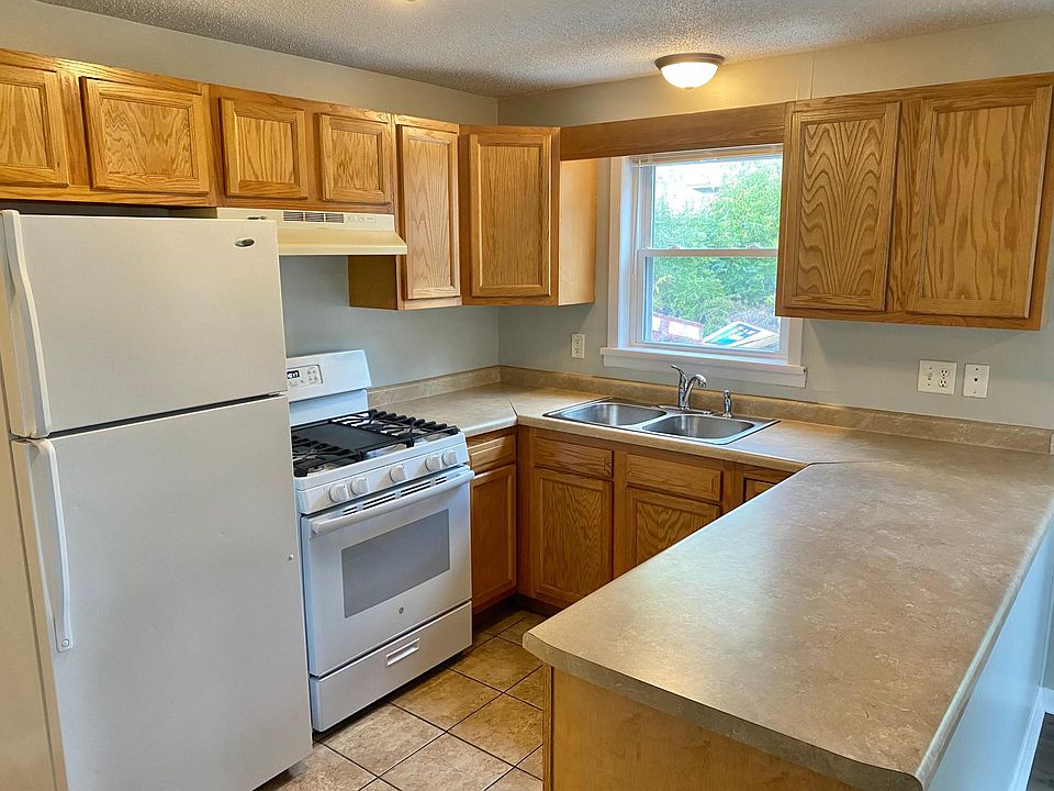 1st image of 551 Jenks Ave #1