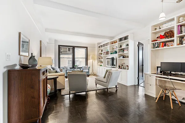 Sold by Compass | media 1