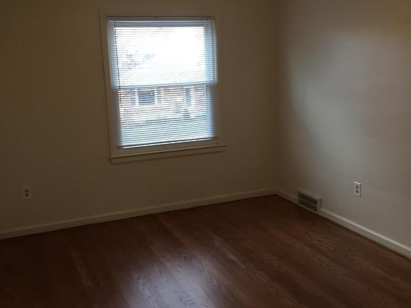 4th image of 12787 Catalpa St #House
