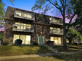 209 W Court Of Shorewood APT 3A, Vernon Hills, IL 60061
