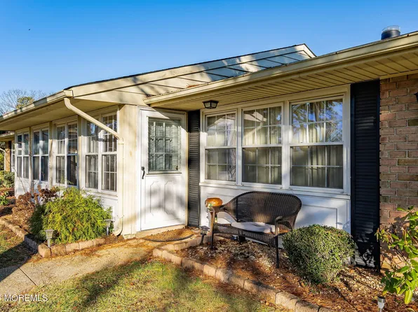24B Edinburgh Lane, Manchester, NJ 08759