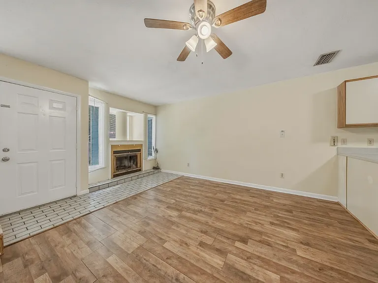 512 McKeithan St #3 — Photo 7