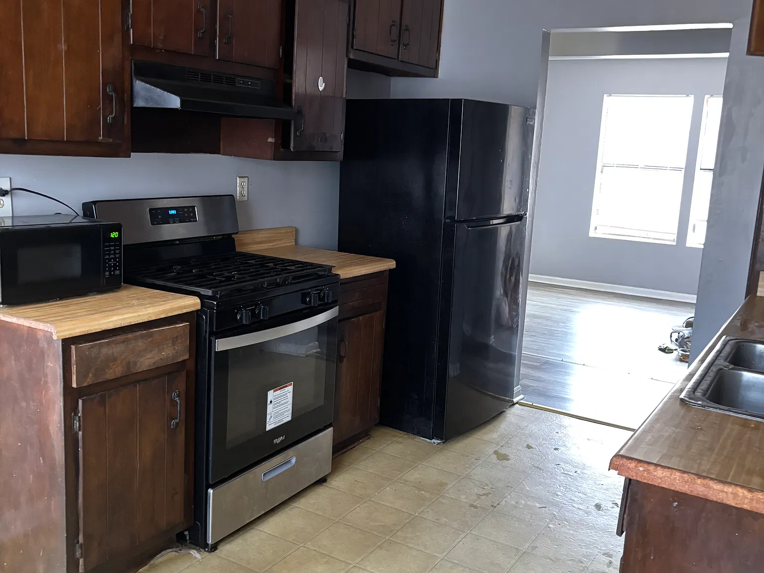 3 bed, 1520 sqft, $1,700 — Photo 2