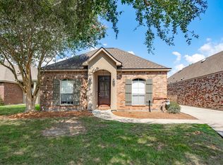 5258 Eastbay Dr, Baton Rouge, LA 70820