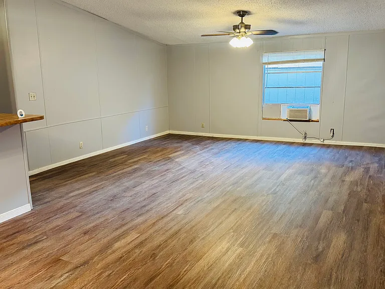 9100 Puritan Way — Photo 19