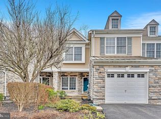 21 Tree Swallow Dr, Princeton, NJ 08540