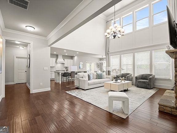 5th image of 340 Blackwell Bnd