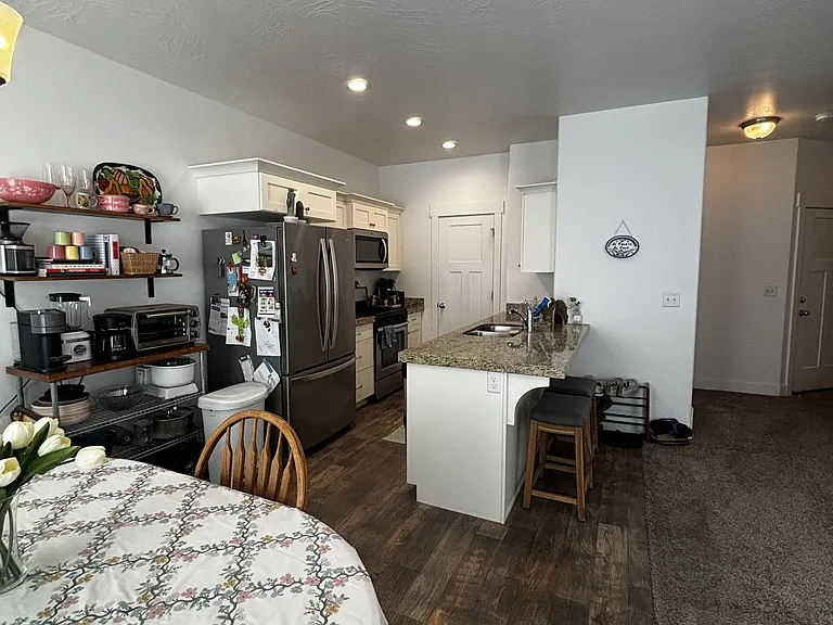 7538 N Cottage Ln — Photo 6