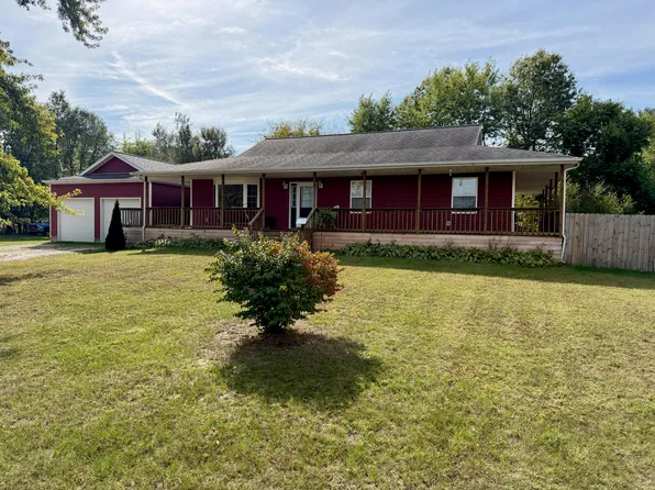 8135 W 700 N, Winamac, IN 46996