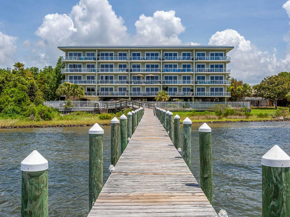 1st image of 8747 Navarre Pkwy Unit 202