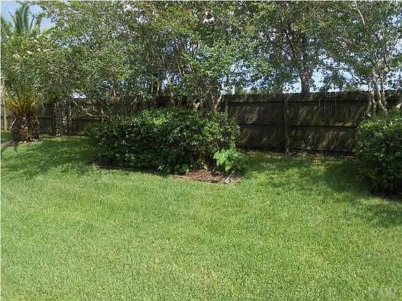 3rd image of 9908 Fairway Villas Ln