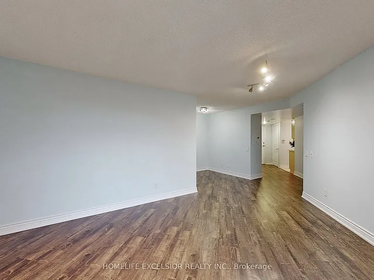 15 Northtown Way #2029 — Photo 7