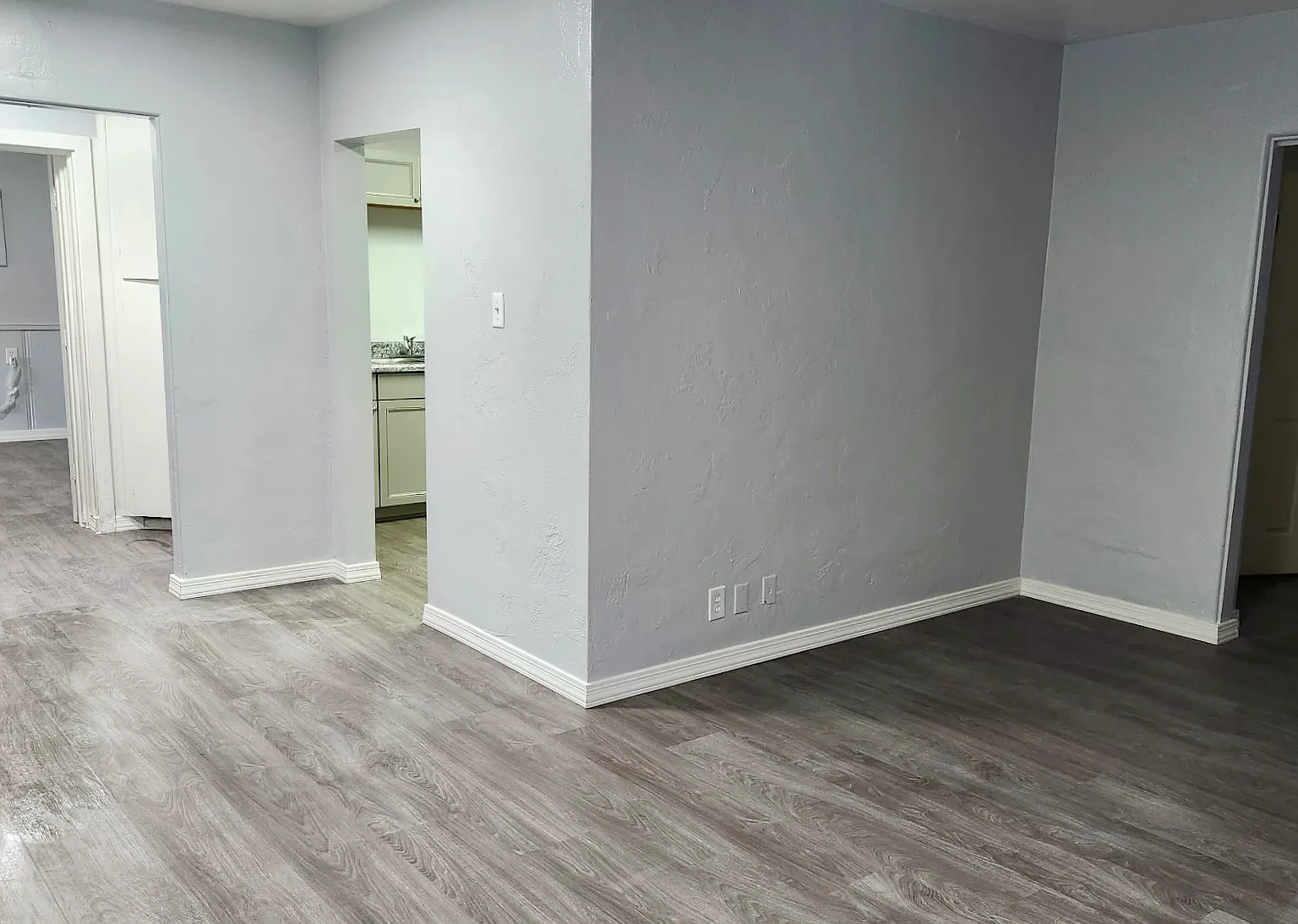 7561 N. 27th Avenue - 1 — Photo 4