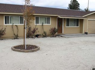 125 Candelaria St, Hawthorne, NV 89415