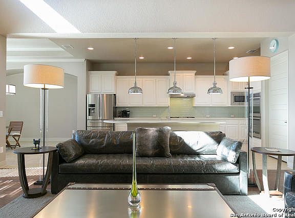 5th image of 4602 Amorosa Way