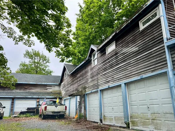 23 Calvert St, Newport, RI 02840