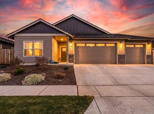 4980 SW Zenith Ave, Redmond, OR