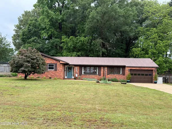 206 Connies Circle, Goldsboro, NC 27530