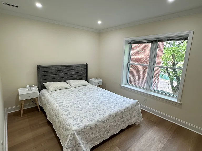 164 Newton St #3 — Photo 9
