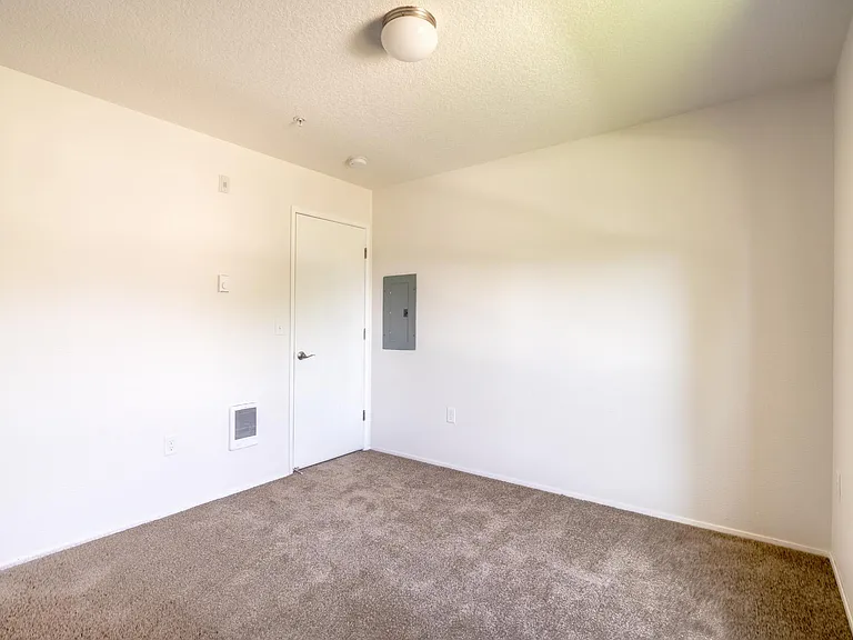 Boulder Pointe — Photo 21