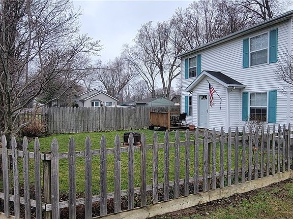 4th image of 6607 Haywood Ave