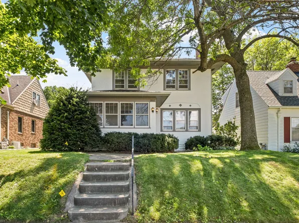 1882 Wellesley Ave, Saint Paul, MN 55105