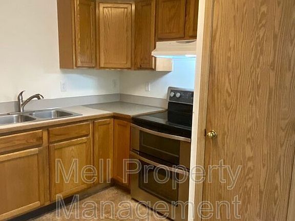 5th image of 1836 Summit Dr APT 202