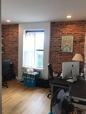 Rented by PMG Real Estate  | media 42