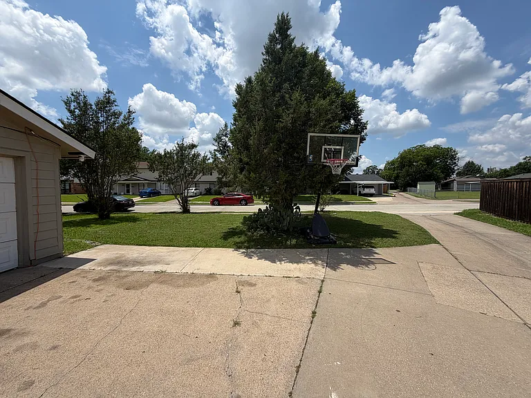 3034 Harlan Dr — Photo 18