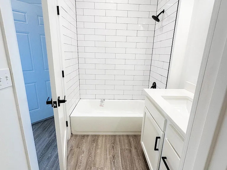 9517 E Colfax Ave #203 — Photo 14