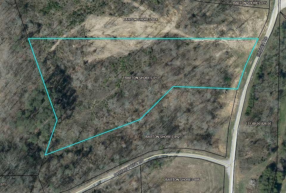 2nd image of 447 Gunner Rd