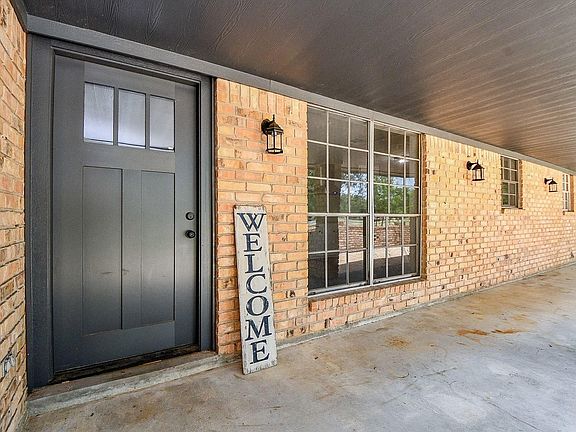 4th image of 279 Lakeview 3 Rd