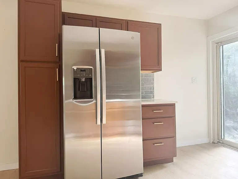 808 Fairlawn Ct #808 — Photo 5