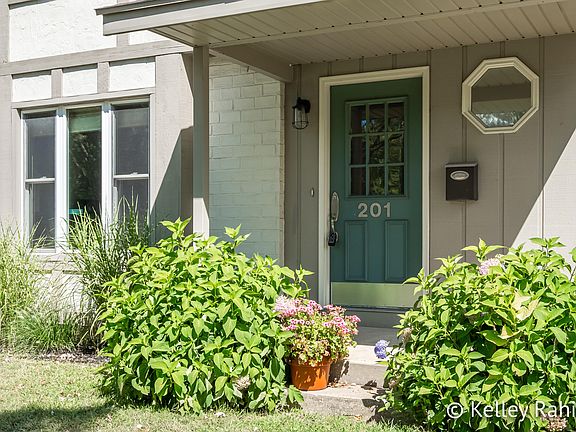 2nd image of 201 Russwood St NE