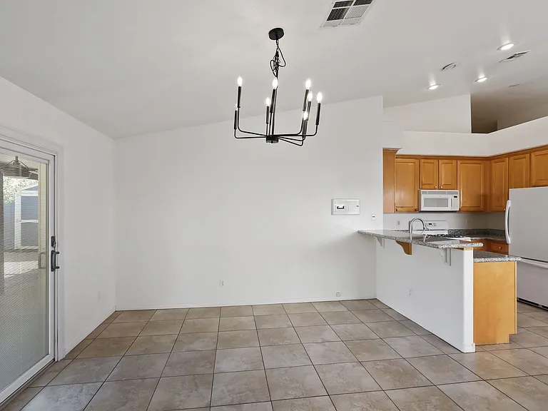 9892 Vermillion Cliffs Ave — Photo 13